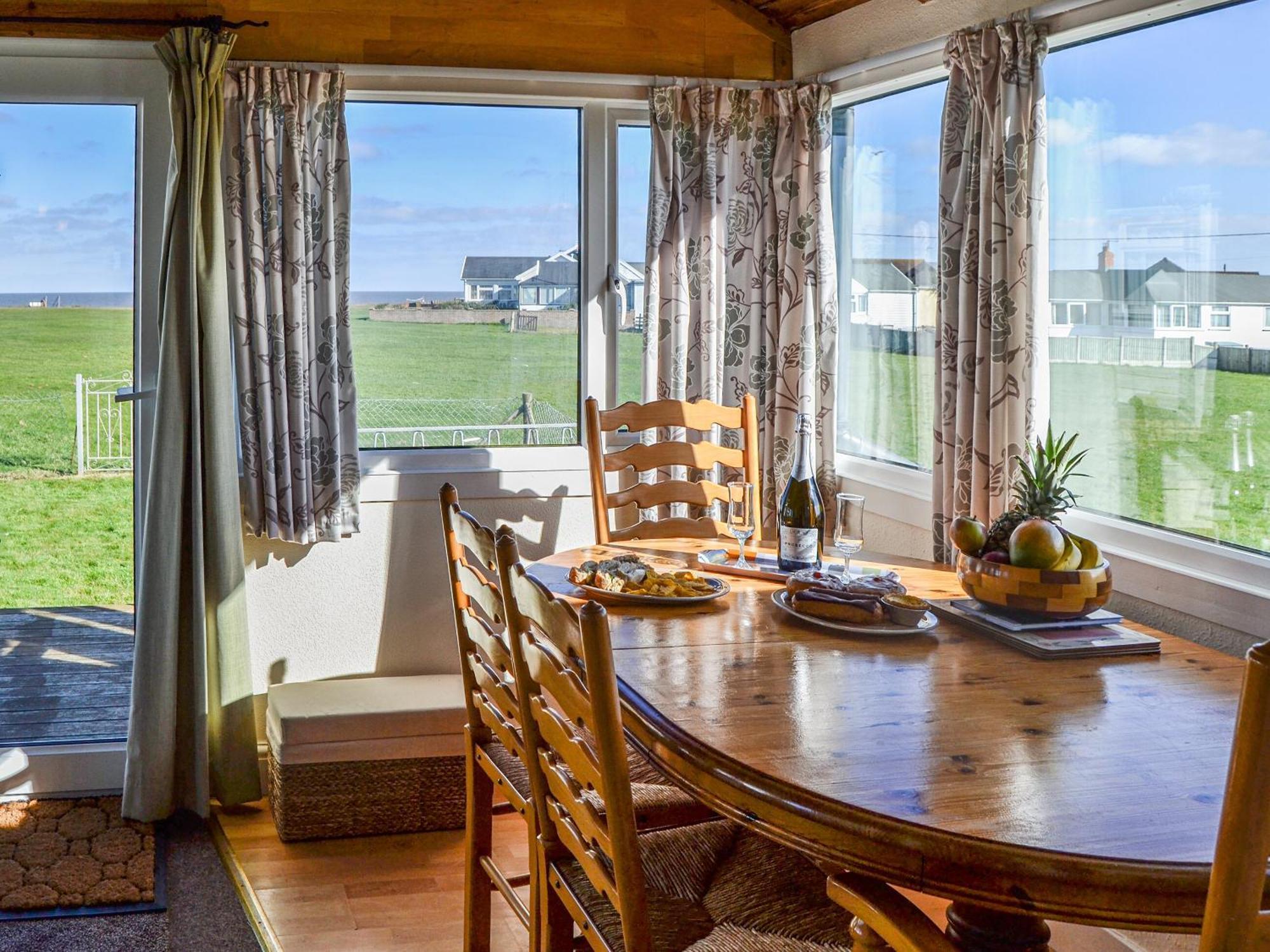 Sea Scape Villa Bacton  Exterior photo